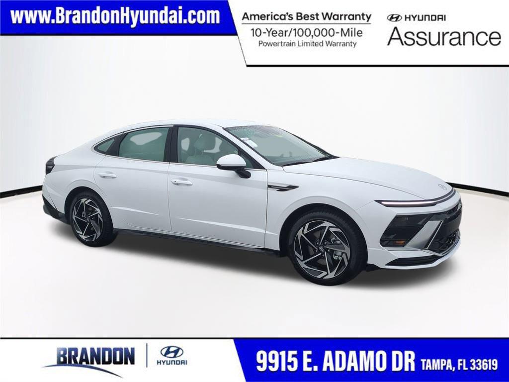 2026 Hyundai Sonata SEL's photo