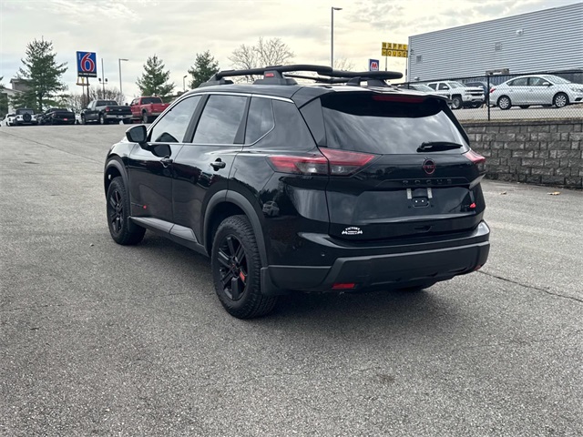 2026 Nissan Rogue SV photo 4