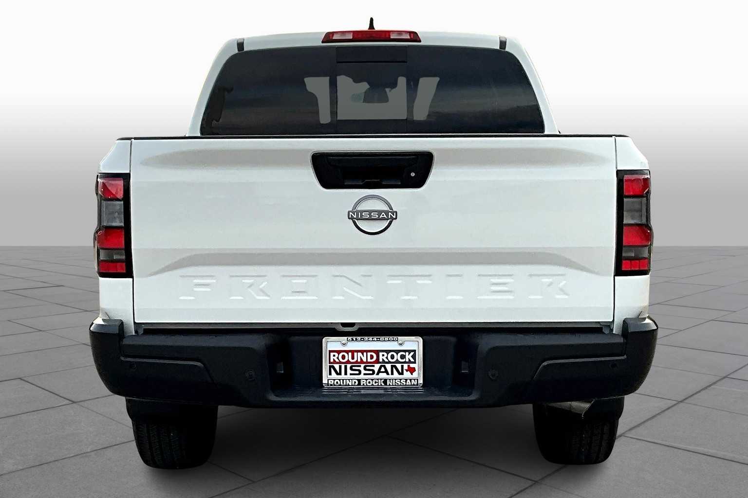 2026 Nissan Frontier S photo 4