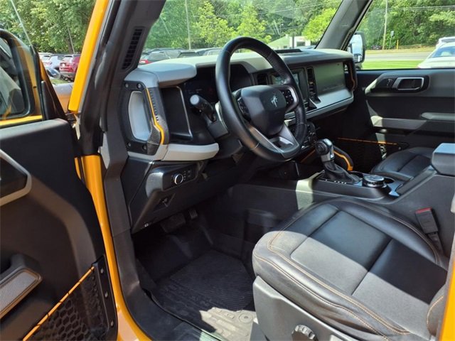 2021 Ford Bronco Base photo 3