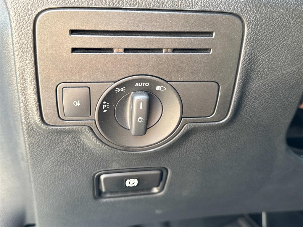 2023 Mercedes Benz Metris Cargo photo 26