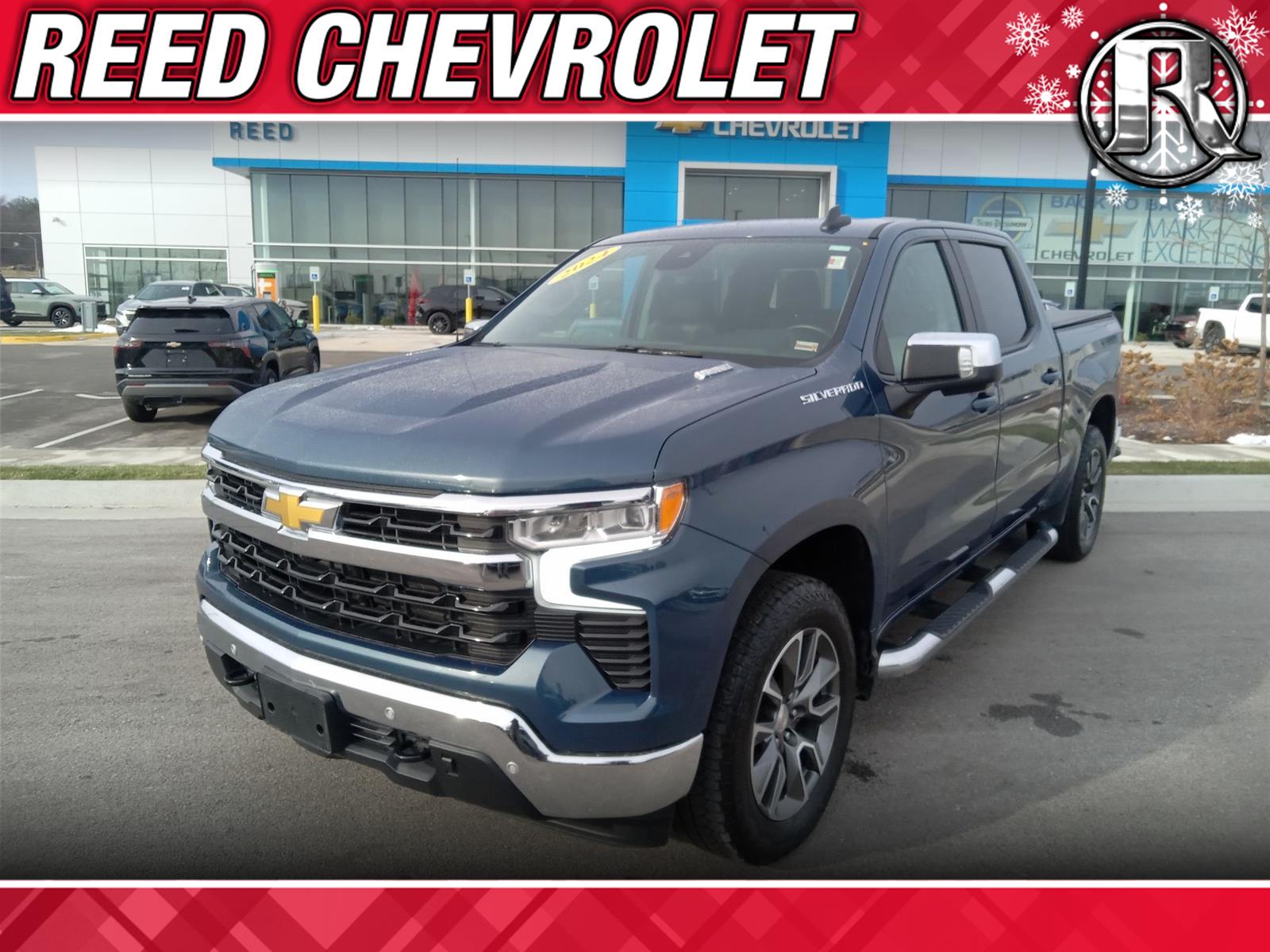 2024 Chevrolet Silverado 1500 LT's photo