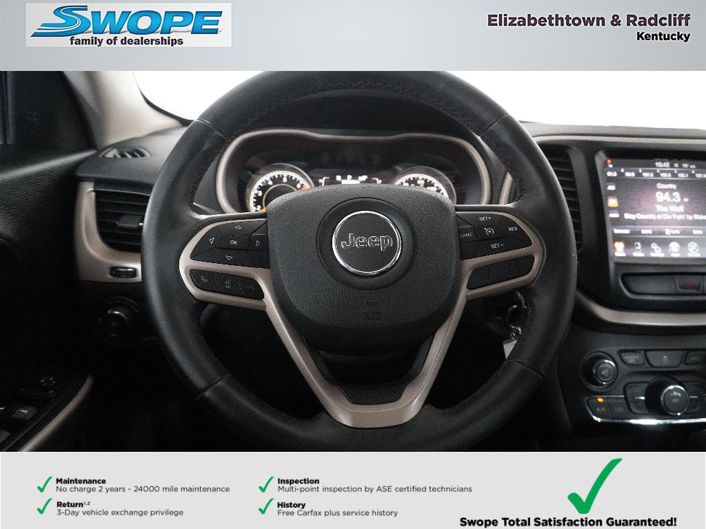 2017 Jeep Cherokee Latitude photo 14
