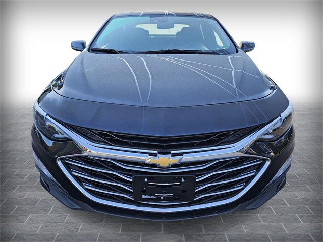 2023 Chevrolet Malibu 1LT photo 2