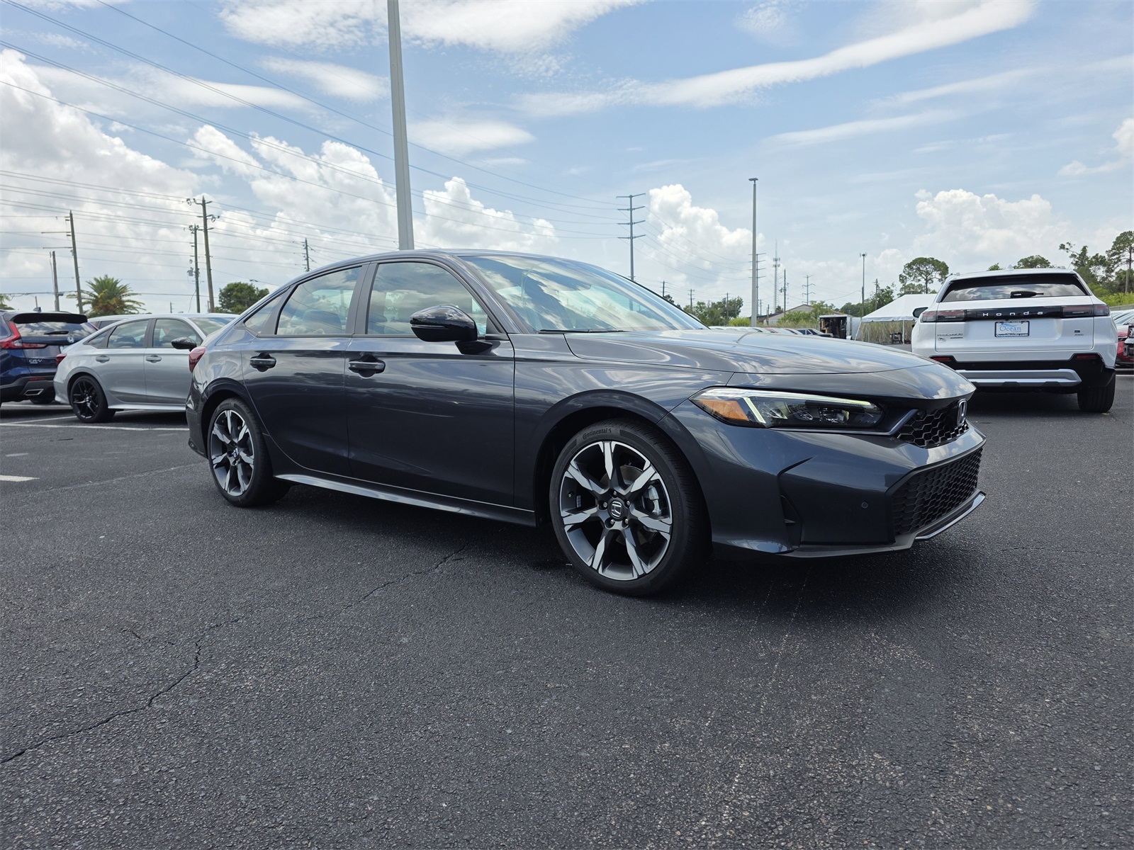2025 Honda Civic Hybrid Sport Touring photo 2