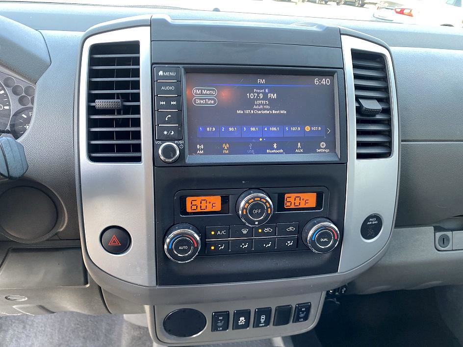 2021 Nissan Frontier SV photo 9