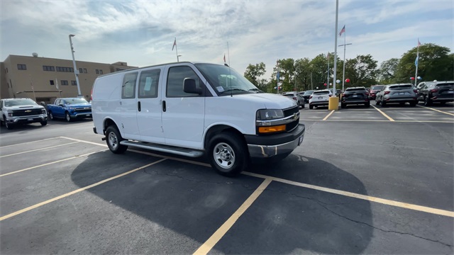 2024 CHEVROLET EXPRESS - Image 2