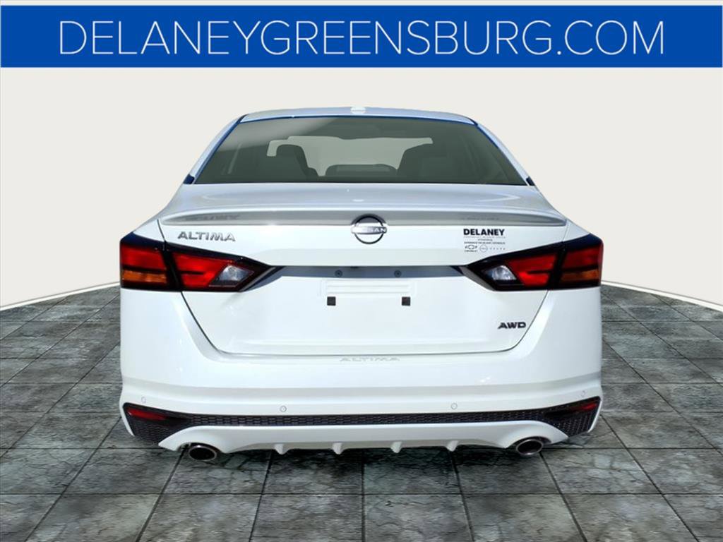 2025 Nissan Altima 2.5 SV photo 4