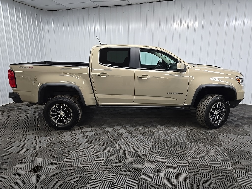 2022 Chevrolet Colorado ZR2 photo 2