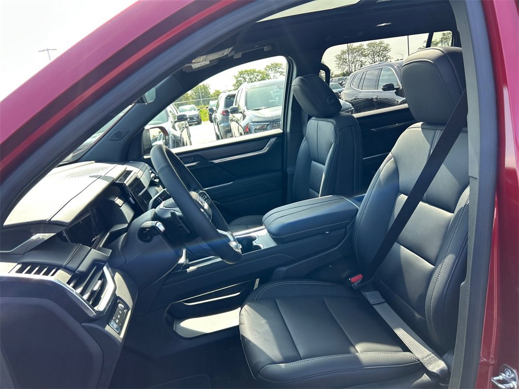 2026 GMC ACADIA - Image 14