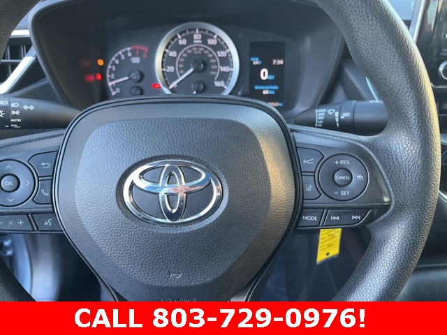 2020 Toyota Corolla LE photo 17
