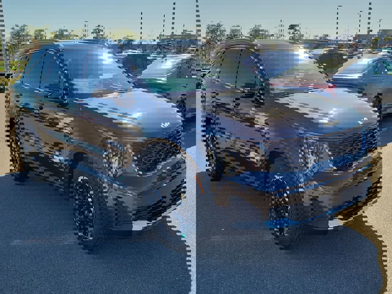 2025 Kia Sorento S photo 2