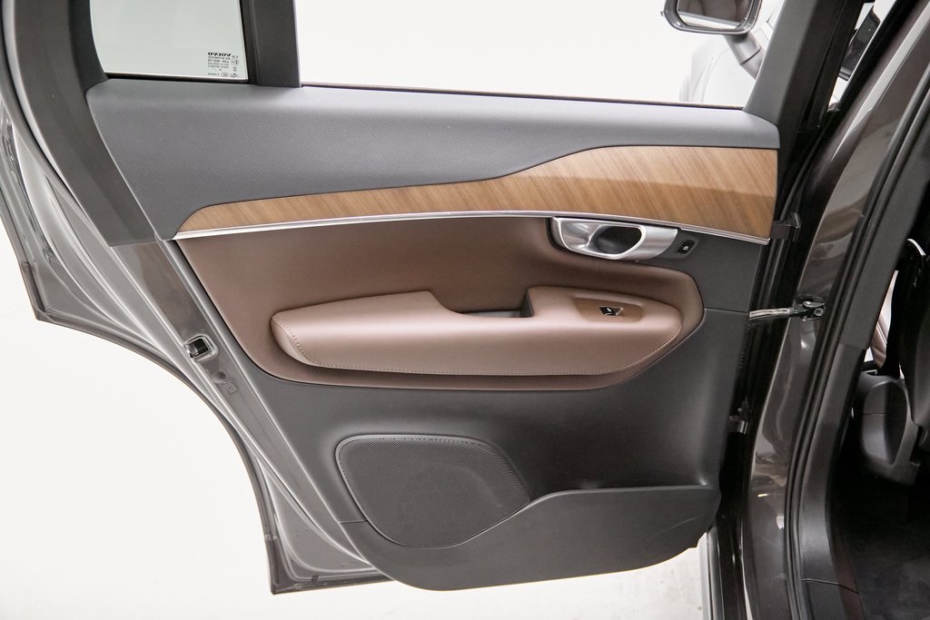 2024 VOLVO XC90 - Image 18