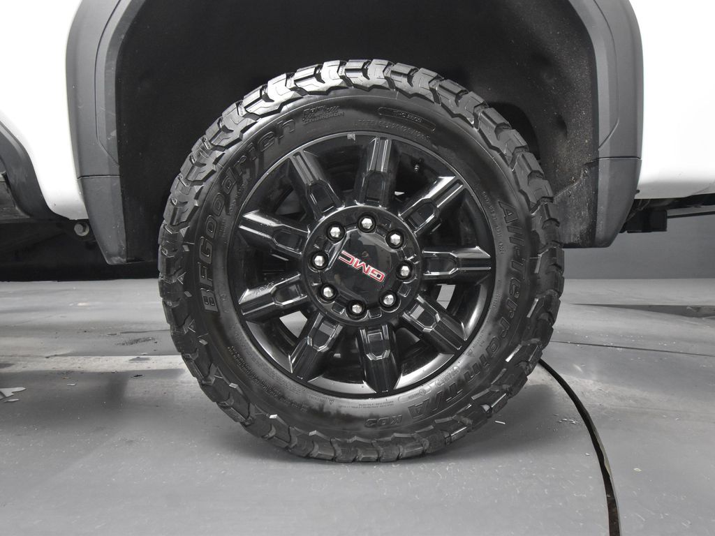 2024 Gmc Sierra HD AT4 photo 8