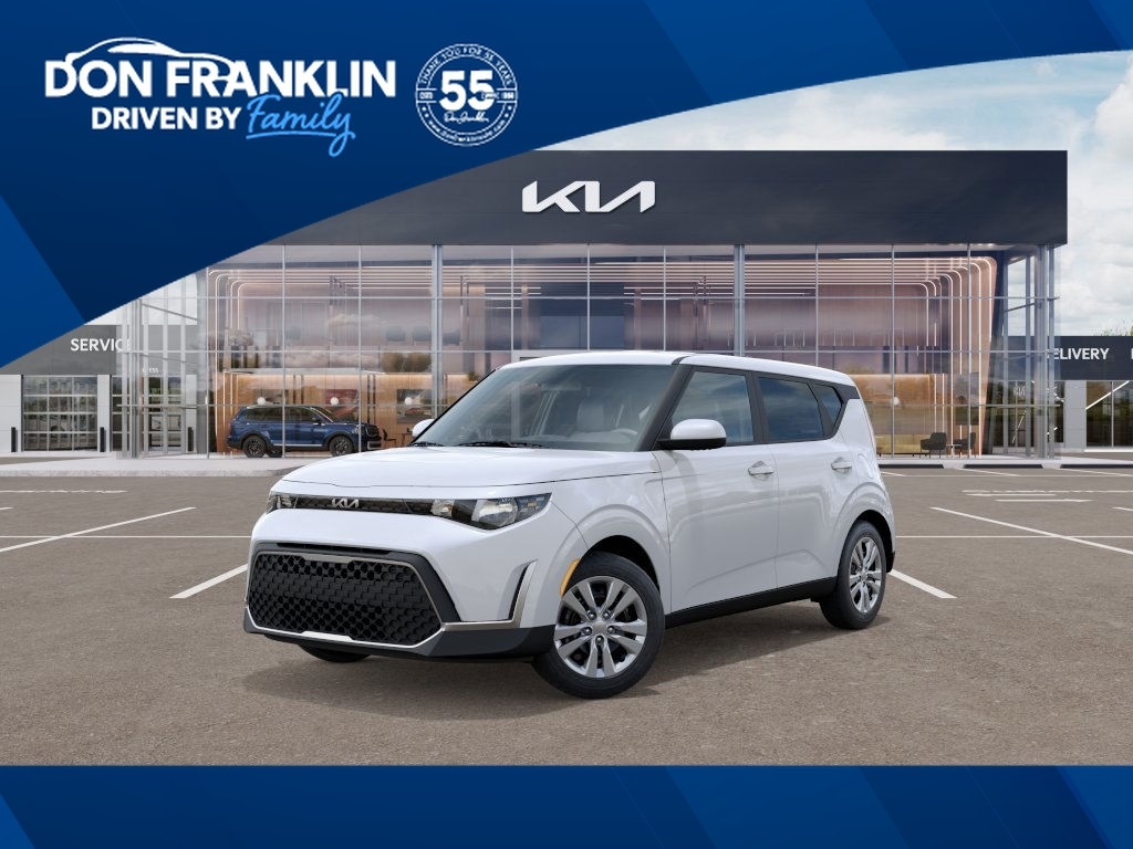 2025 Kia Soul LX's photo