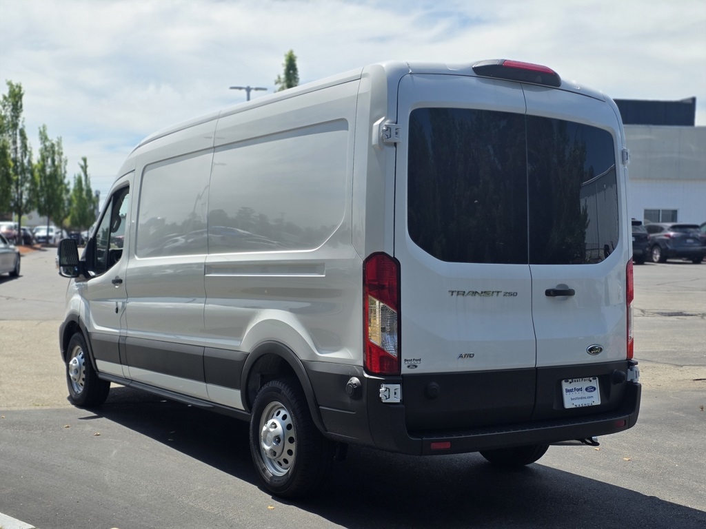 2025 Ford Transit Cargo Van photo 3