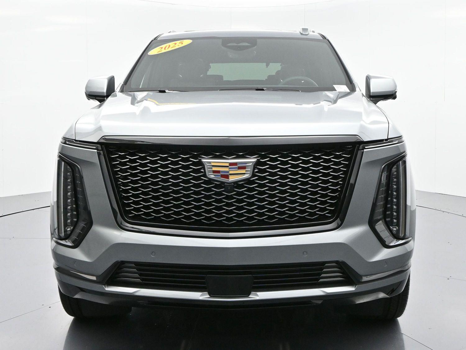 2025 Cadillac Escalade Sport photo 2