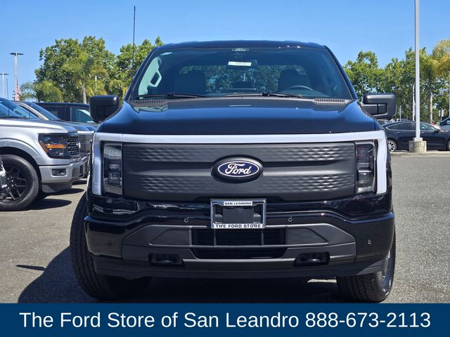 2025 Ford F-150 Lightning photo 3