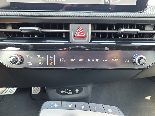 2025 Kia EV6 GT-Line photo 21