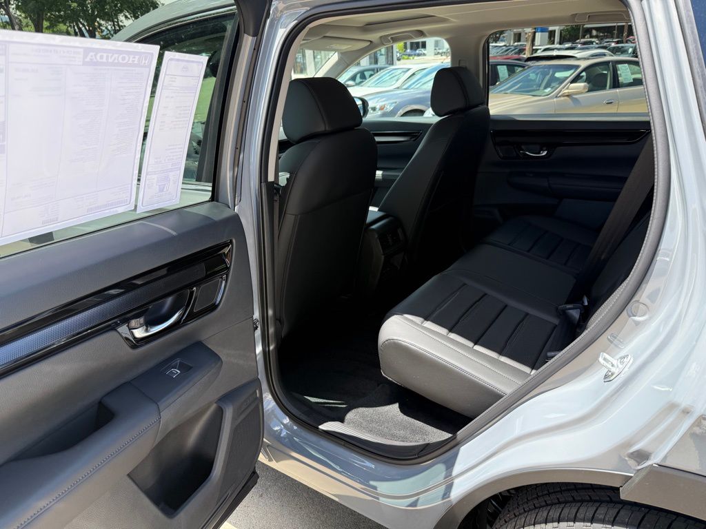 2026 Honda CR-V EX-L photo 12