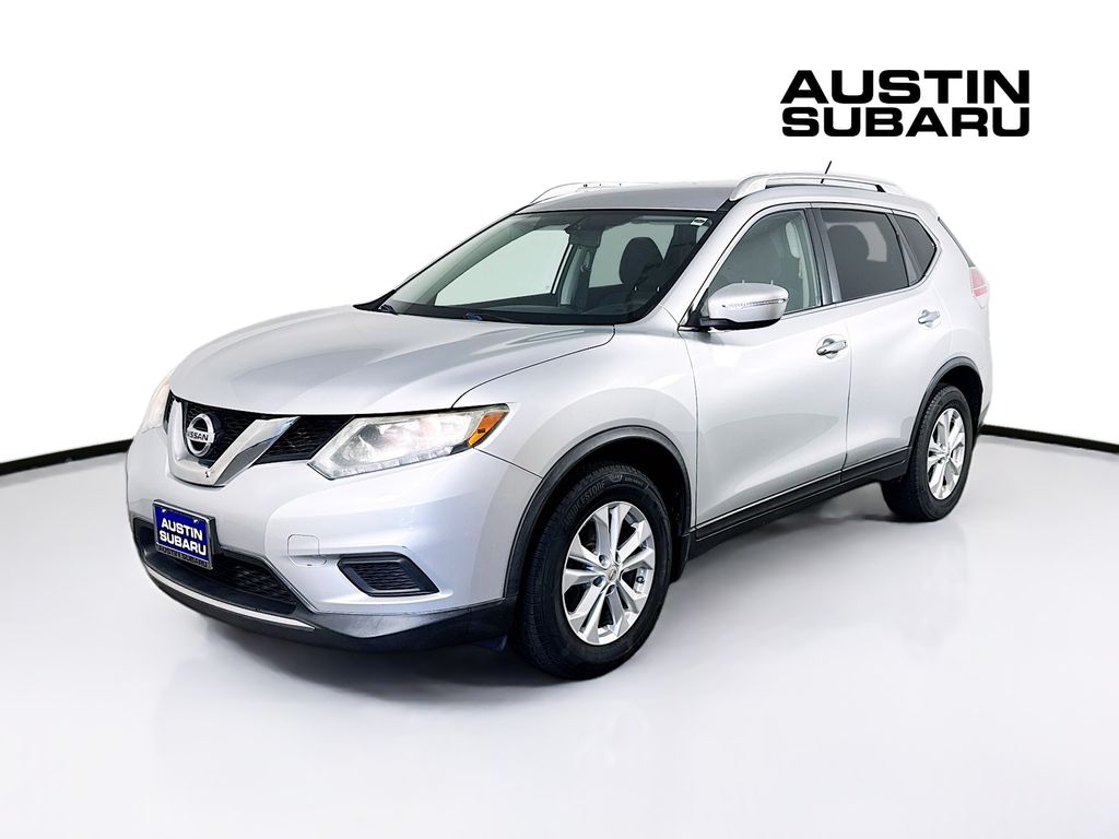 2015 Nissan Rogue SV photo 3