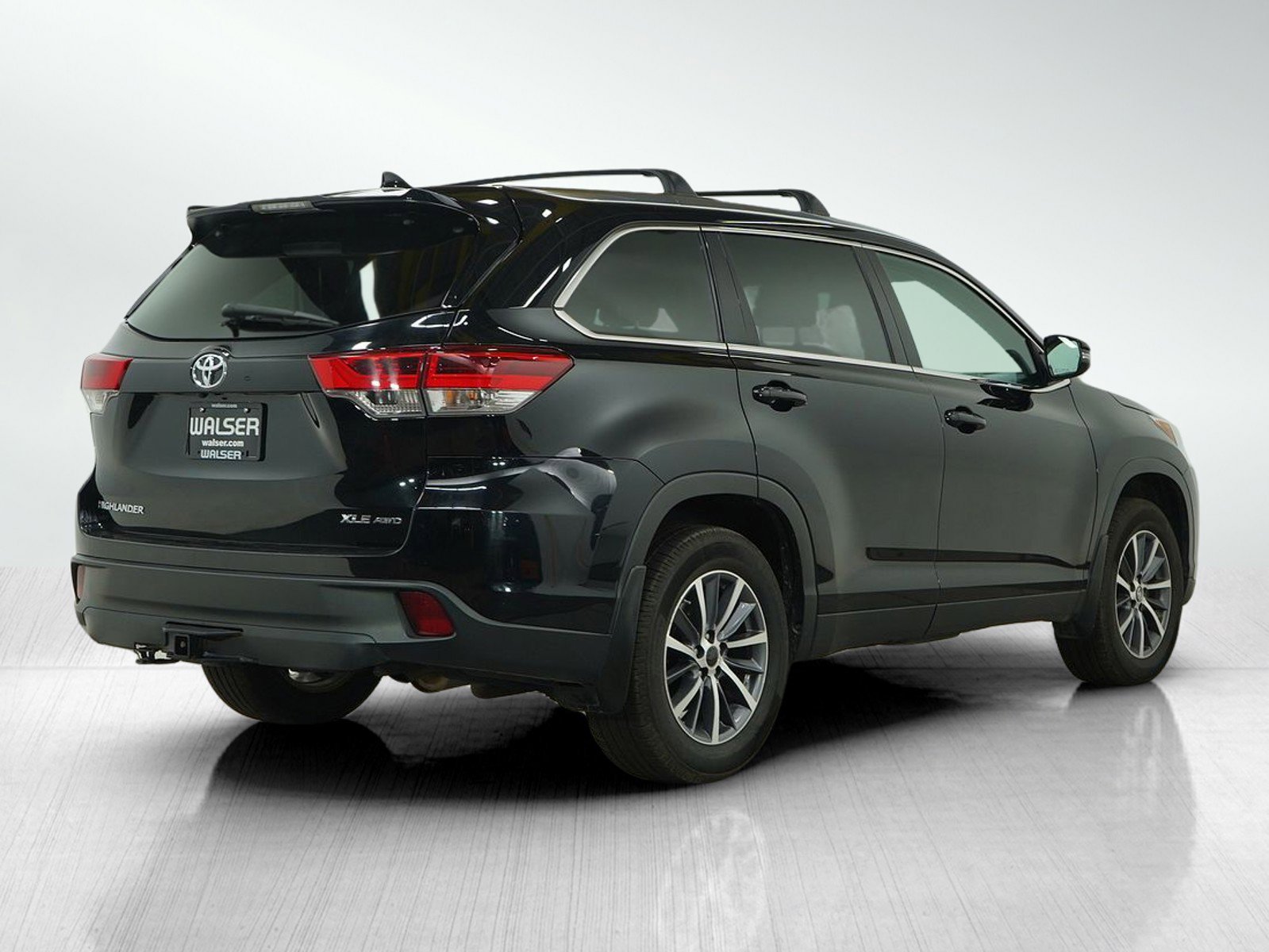 2019 Toyota Highlander XLE photo 5