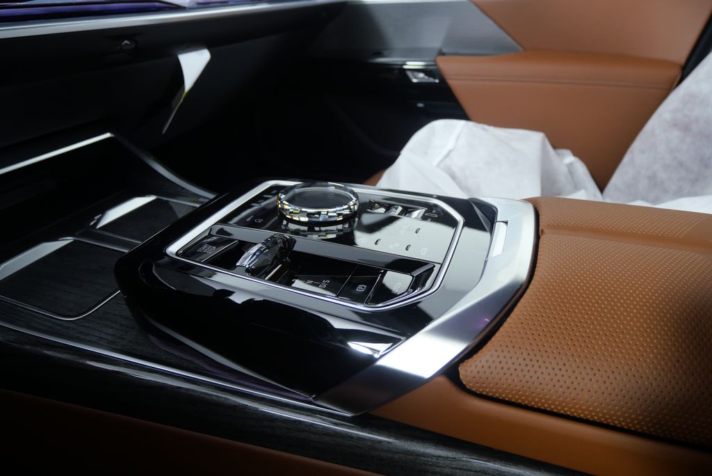 2025 Bmw 750e photo 23