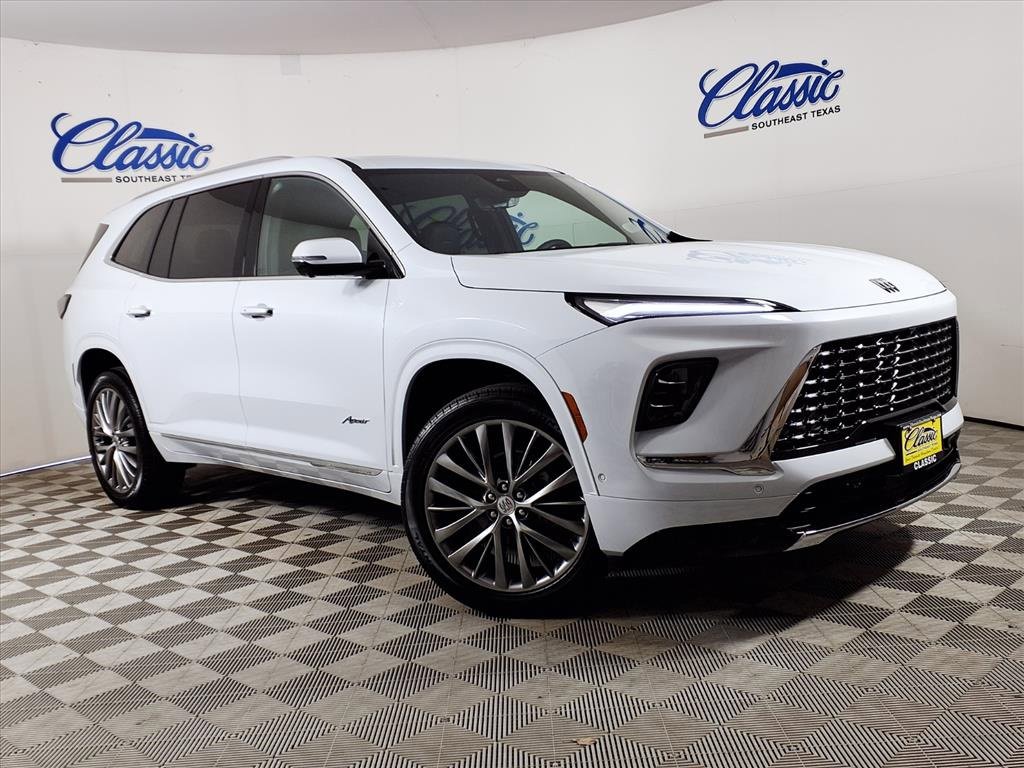 2026 Buick Enclave Avenir's photo