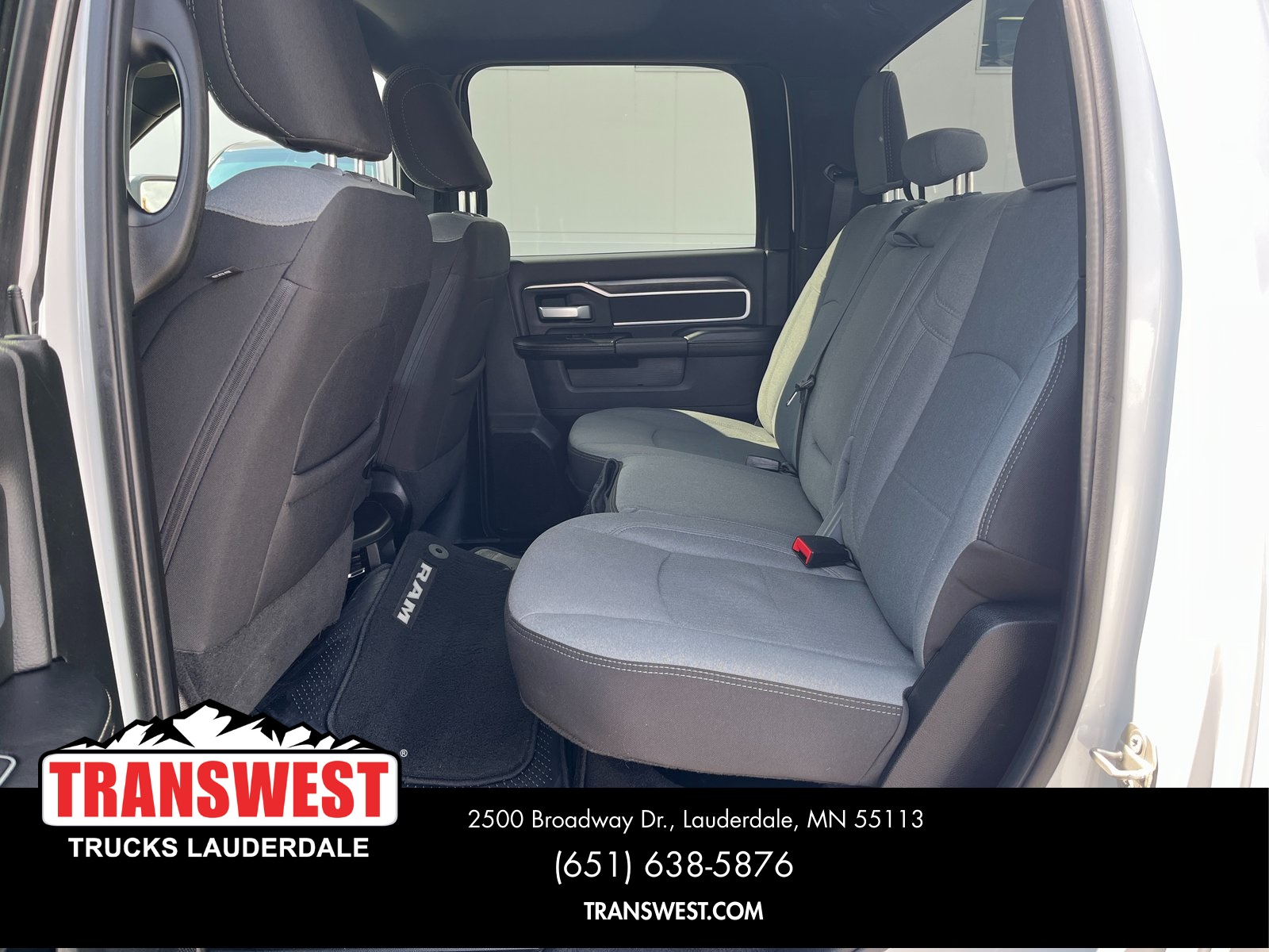 2024 Ram 2500 Big Horn photo 4