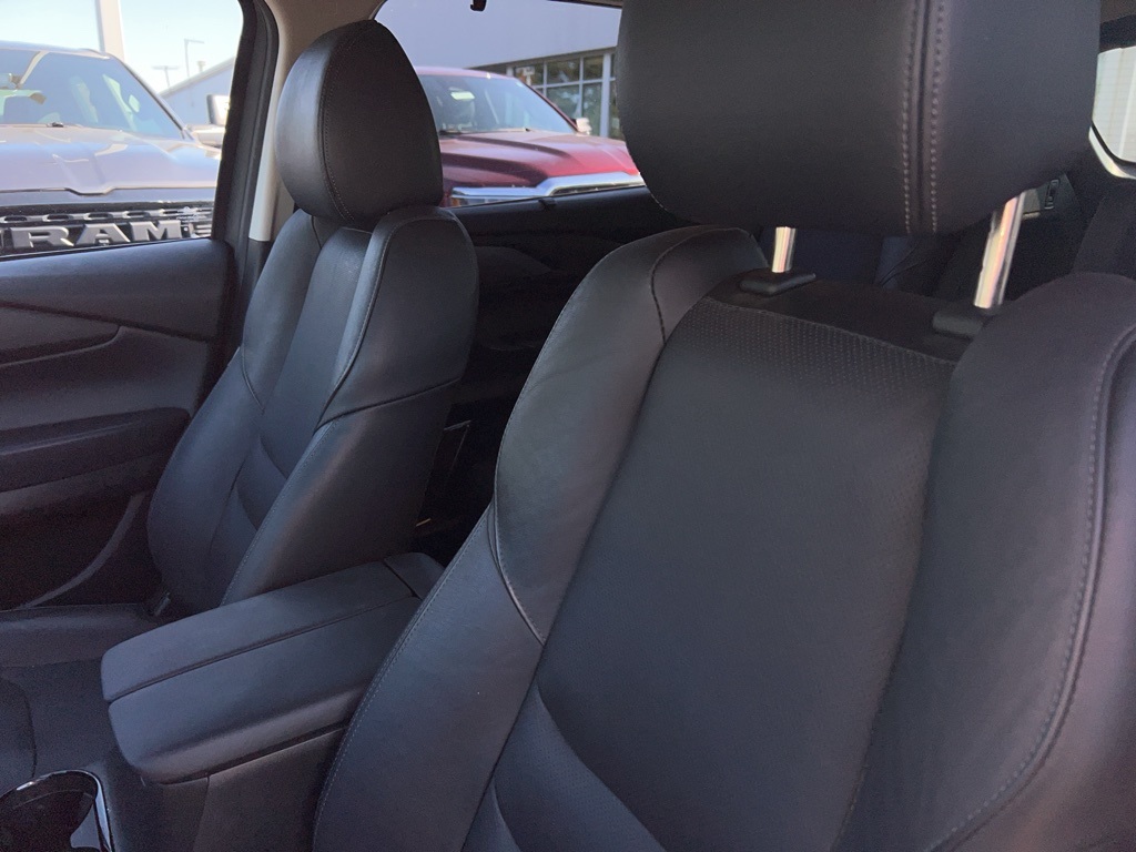 2020 Mazda CX-9 Touring photo 10