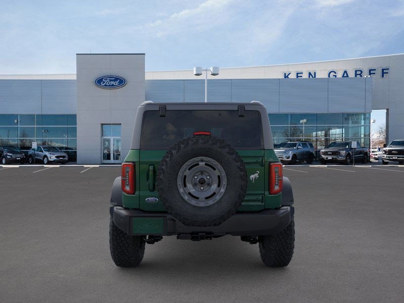 2025 Ford Bronco Outer Banks photo 4