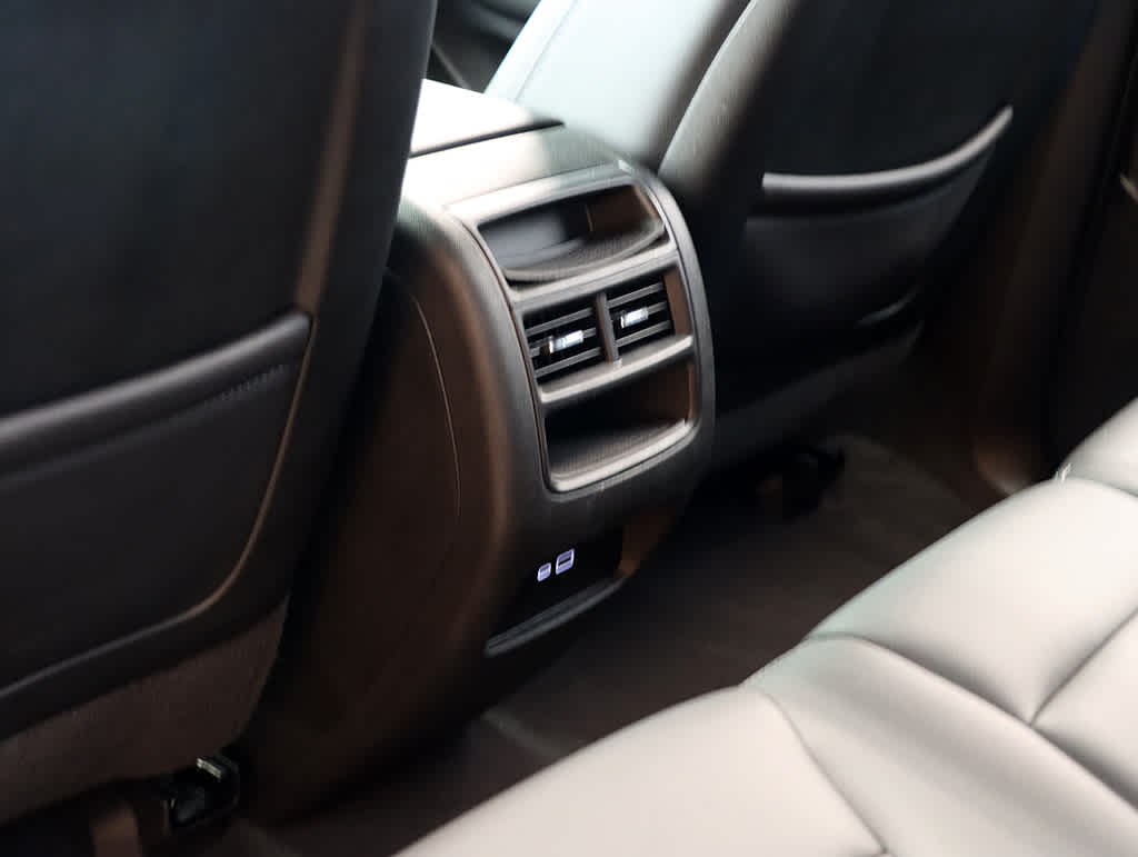 2022 Cadillac XT5 Luxury photo 12