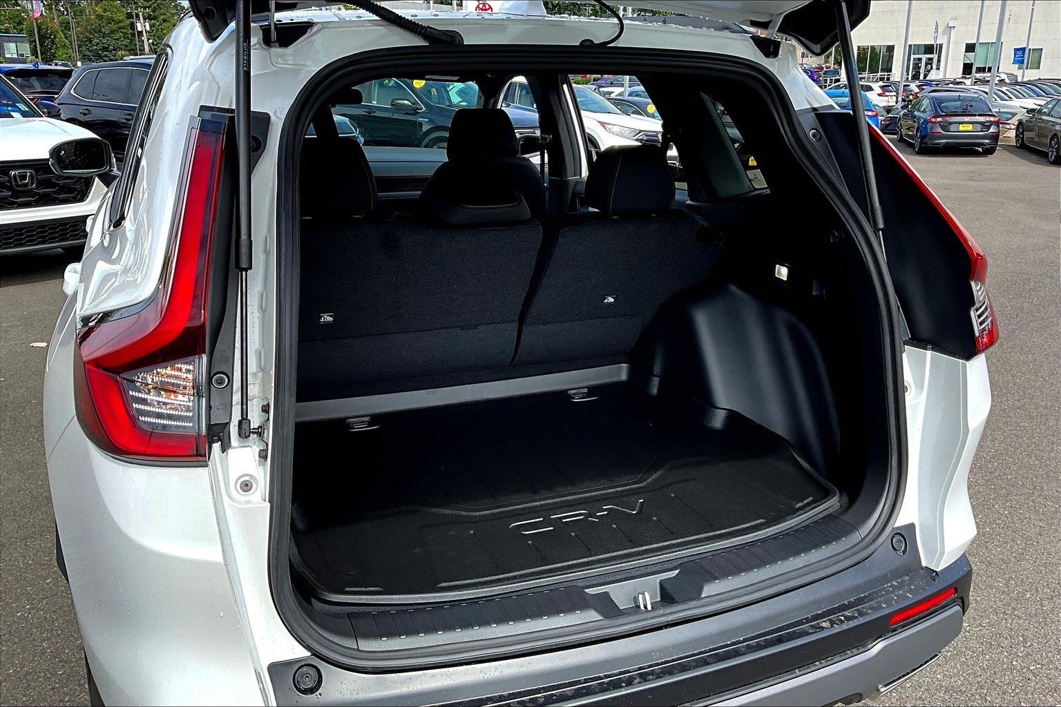 2026 Honda CR-V Hybrid Sport photo 18