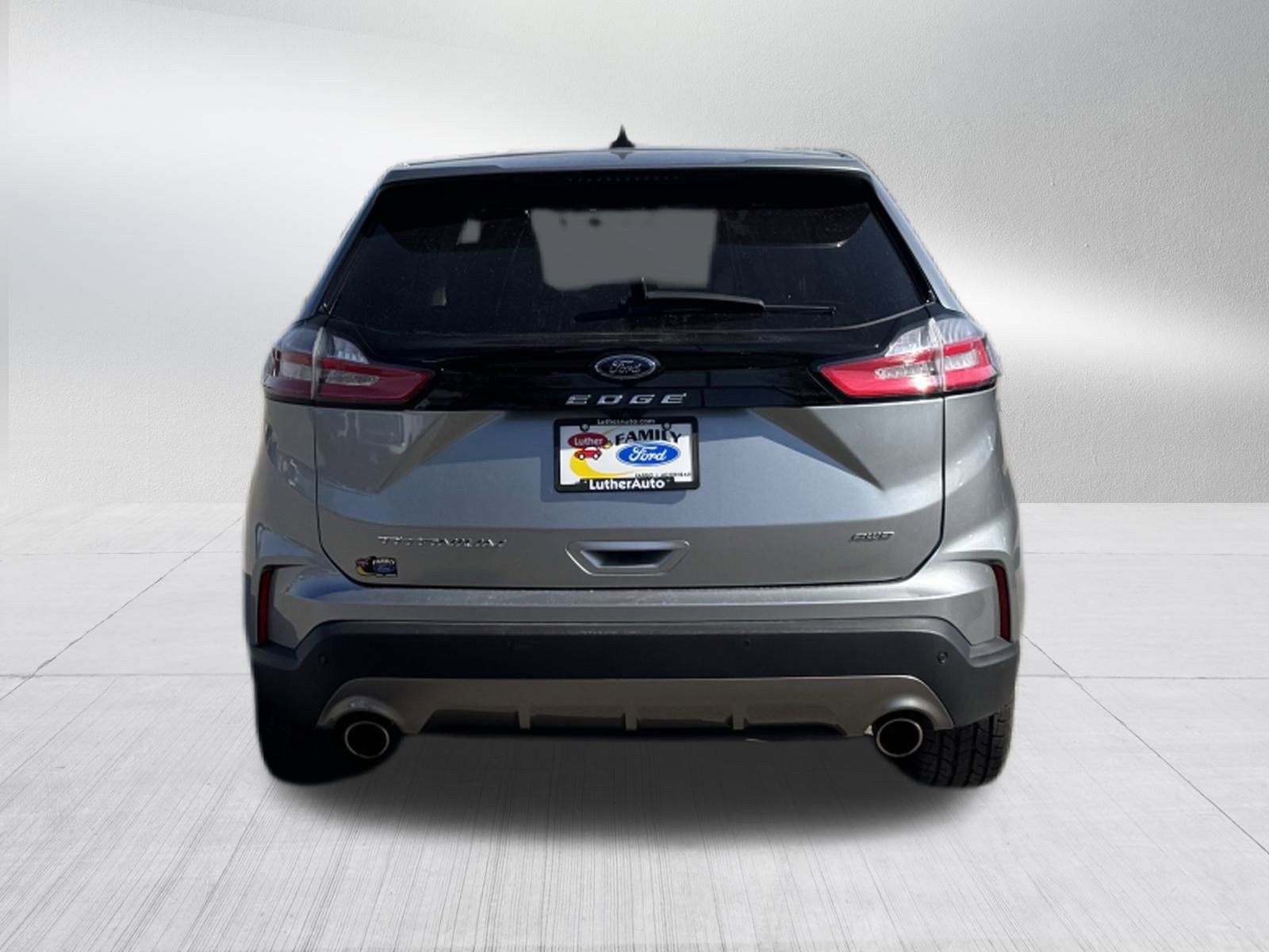 2022 Ford Edge Titanium photo 6