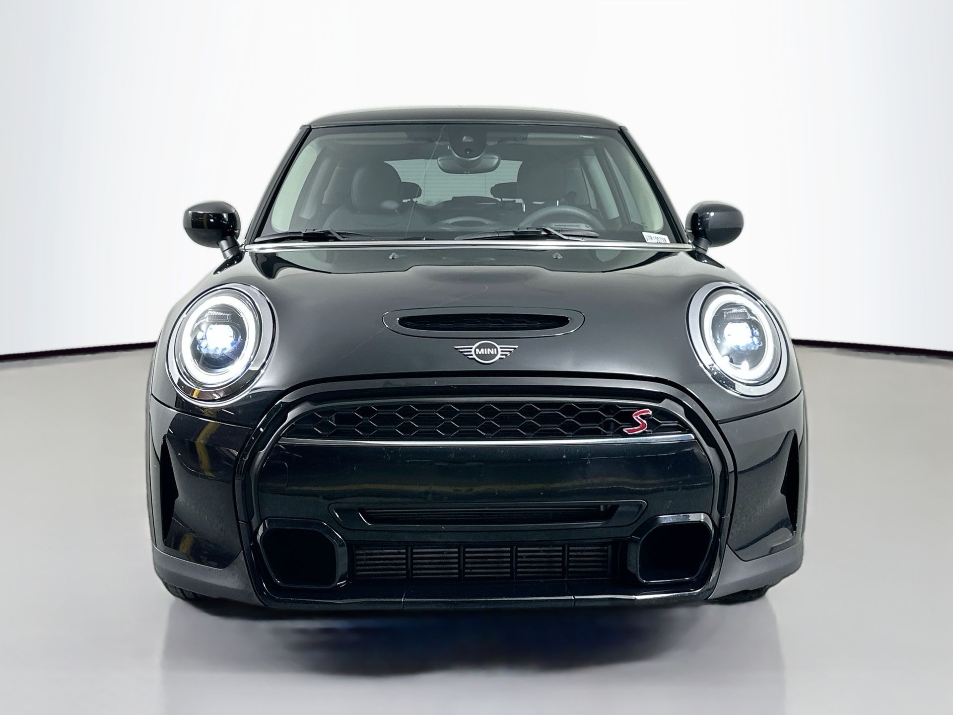 2024 Mini Cooper Hardtop S photo 2