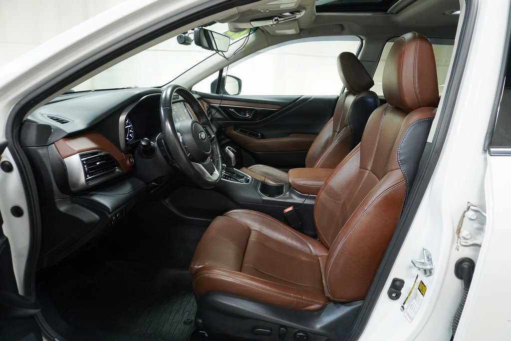 2022 Subaru Outback Touring photo 9