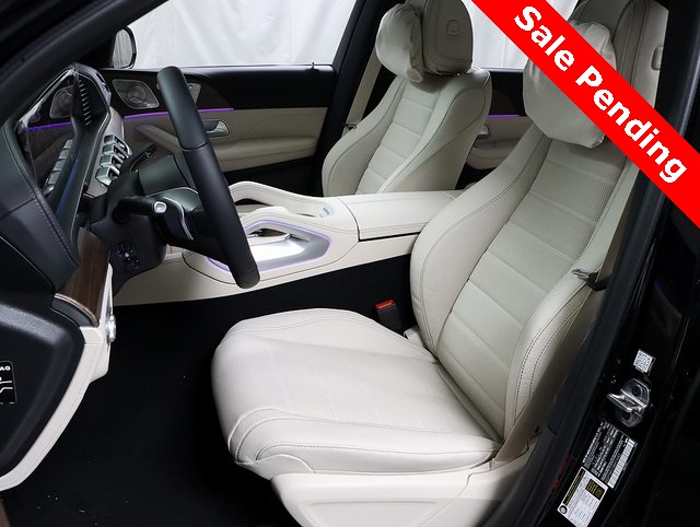 2025 Mercedes Benz GLS 450 4MATIC photo 10