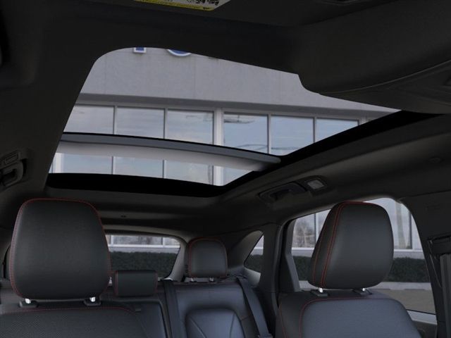 2025 Ford Escape Hybrid ST-Line Elite photo 18