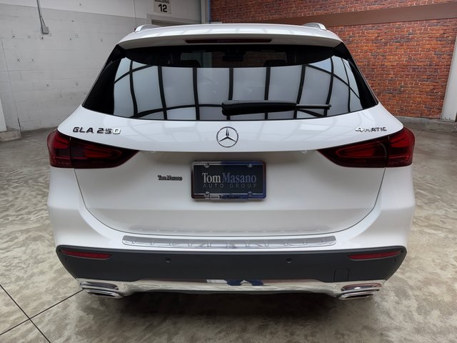 2025 Mercedes Benz GLA 250 4MATIC photo 3