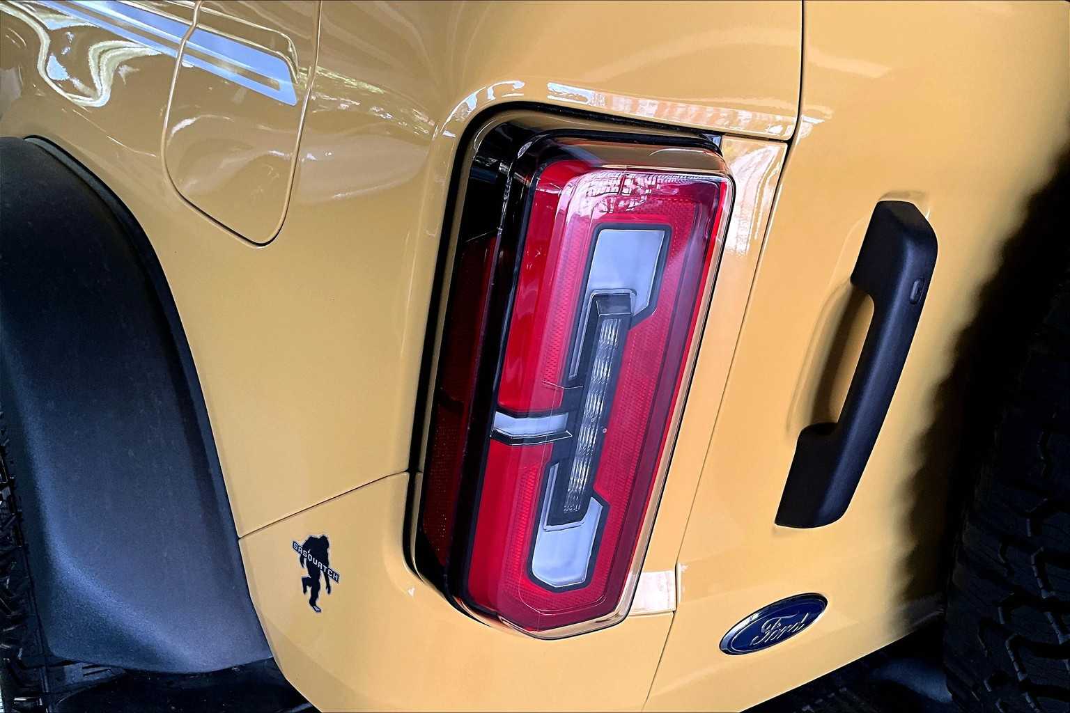 2024 Ford Bronco Heritage Limited First Edition photo 27