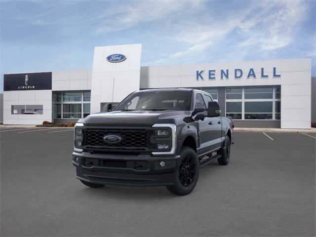2025 Ford F-350 photo 2