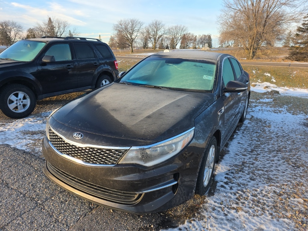 2018 Kia Optima LX's photo