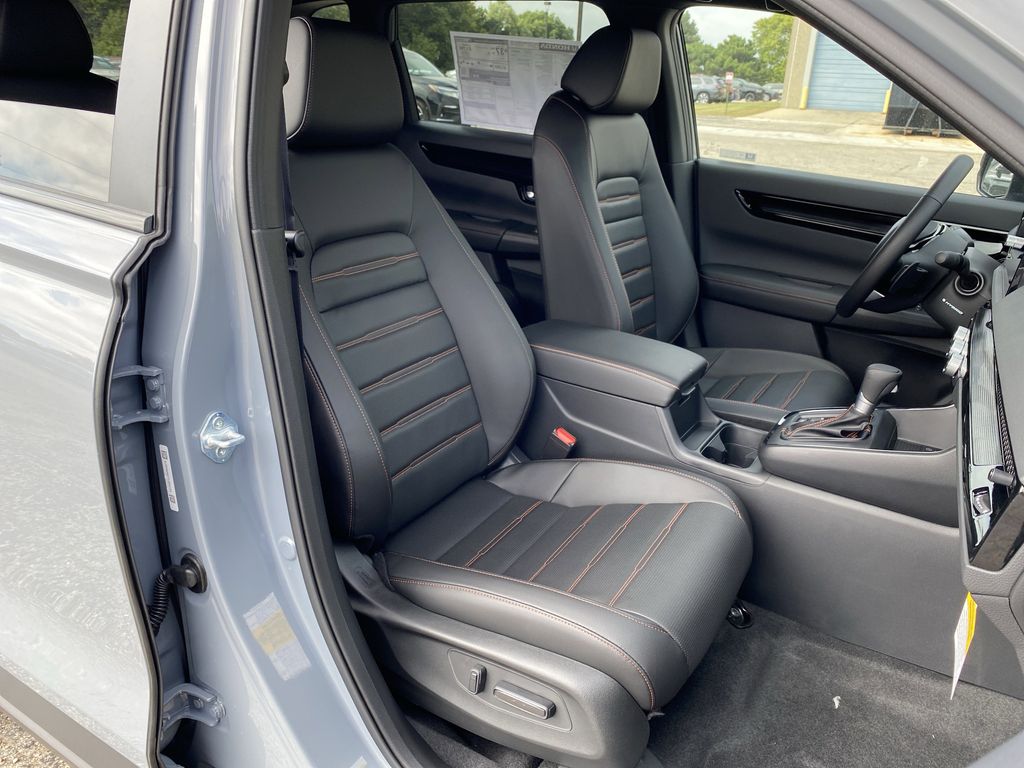 2026 Honda CR-V Hybrid Sport Touring photo 29