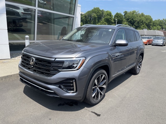 2025 Volkswagen Atlas SEL Premium R-Line photo 3