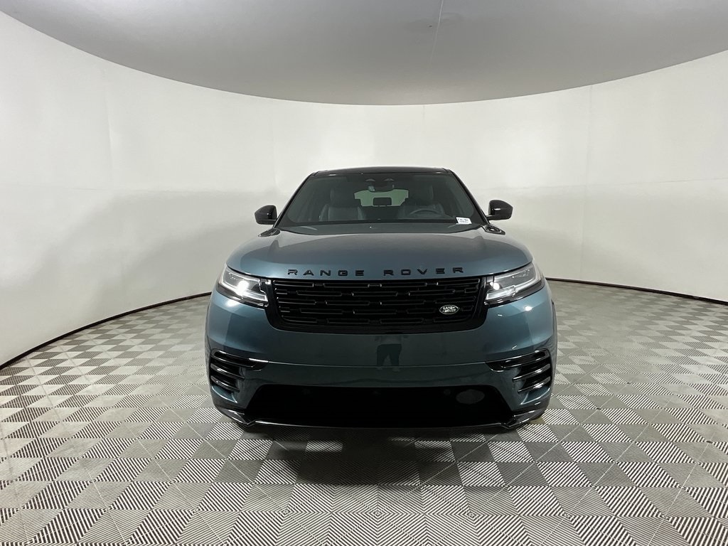2026 Land Rover Range Rover Velar SE photo 8