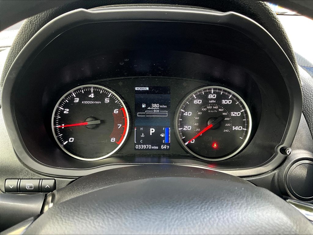 2023 Mitsubishi Eclipse Cross LE photo 12