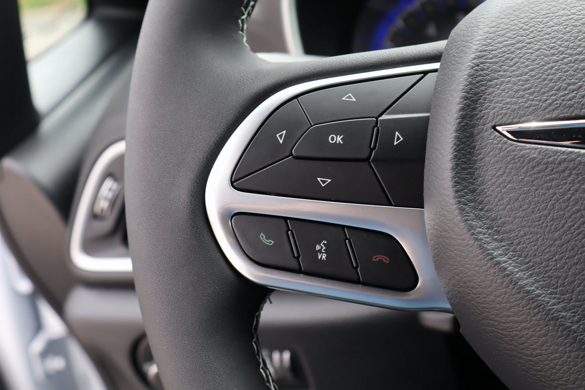 2025 Chrysler Voyager LX photo 16