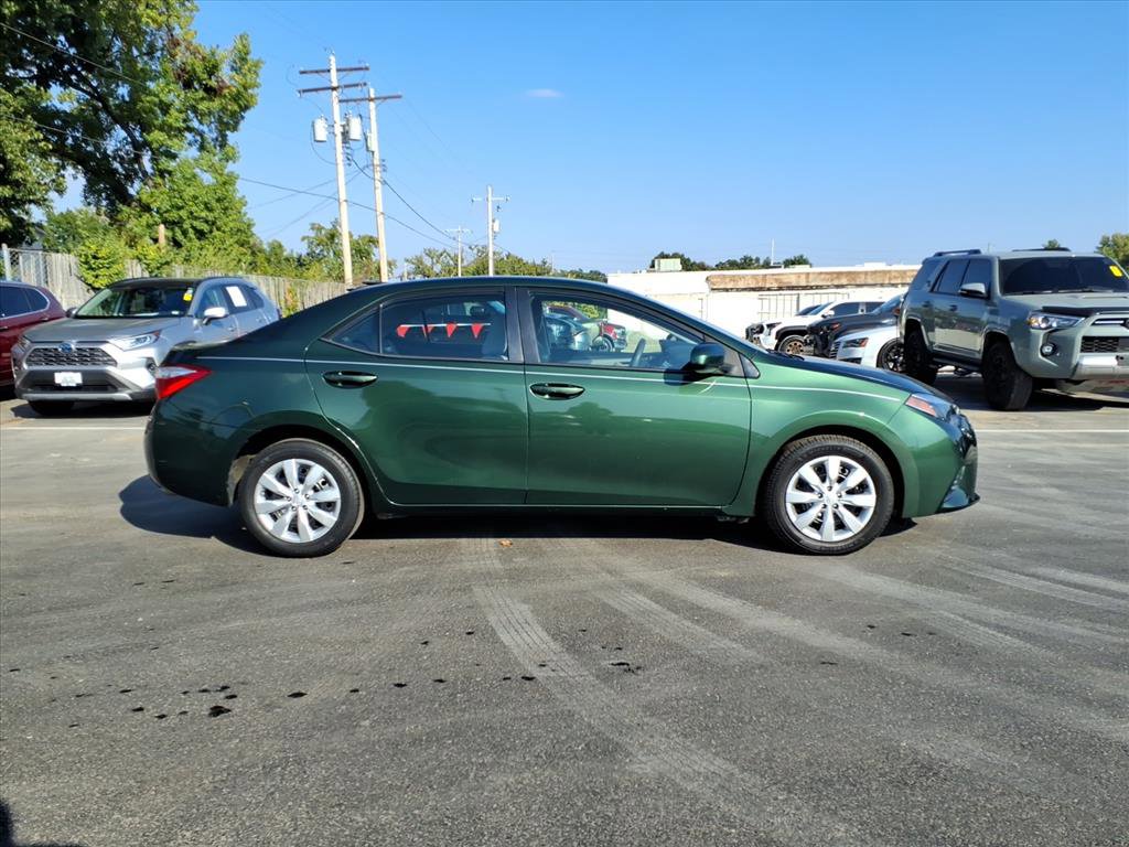 Used 2015 Toyota Corolla LE with VIN 5YFBURHE1FP288112 for sale in Kirkwood, MO