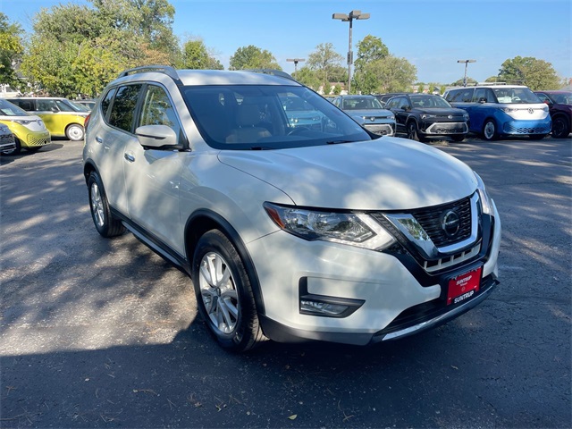 2018 Nissan Rogue SV photo 15