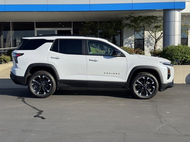 2026 Chevrolet Equinox RS photo 4